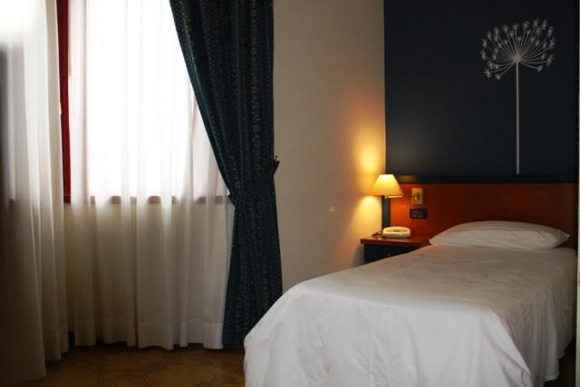 Domus Grand Hotel Rende Buitenkant foto