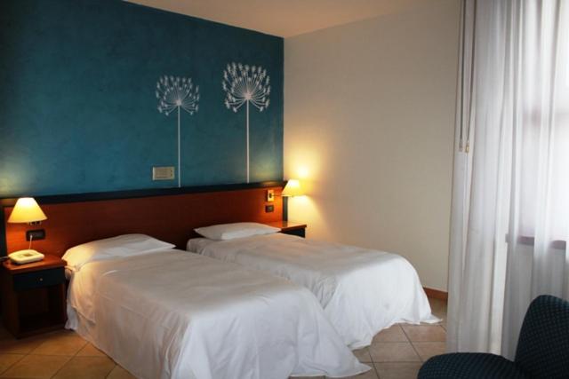 Domus Grand Hotel Rende Buitenkant foto